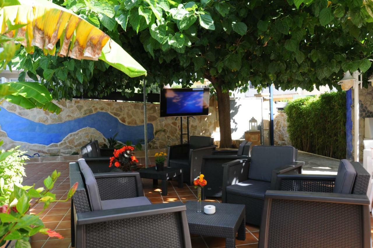 קניאמל Mini Golf Apartments מראה חיצוני תמונה